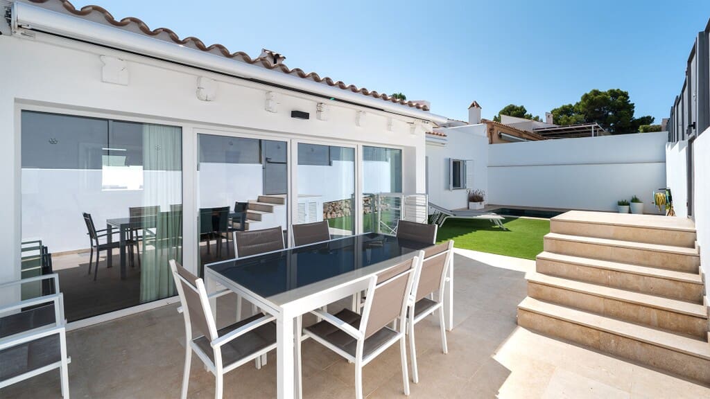 4 sovrum Hus till salu i Bendinat med pool - 1 715 000 € (Ref: 10008741)