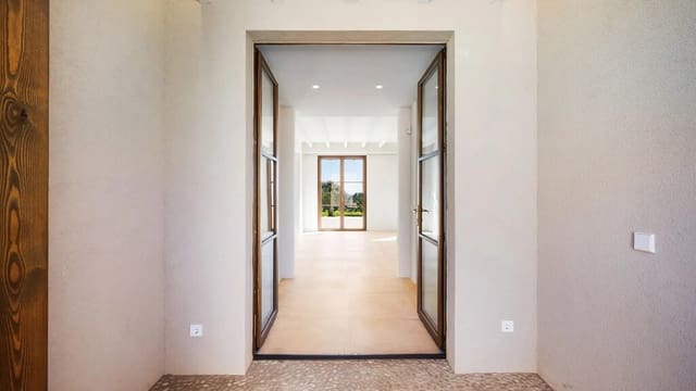 4 bedroom Finca/Country House for sale in Sant Llorenç des Cardassar with pool - € 2,810,000 (Ref: 10031577)