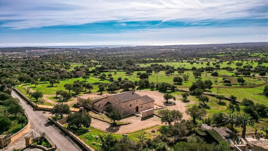 4 bedroom Finca/Country House for sale in Sant Llorenc des Cardassar with pool - € 2,810,000 (Ref: 10031577)