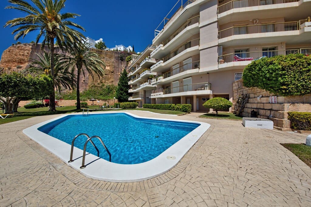3 quarto Apartamento para arrendar em Puerto Portals com piscina garagem - 3 500 € (Ref: 10037086)