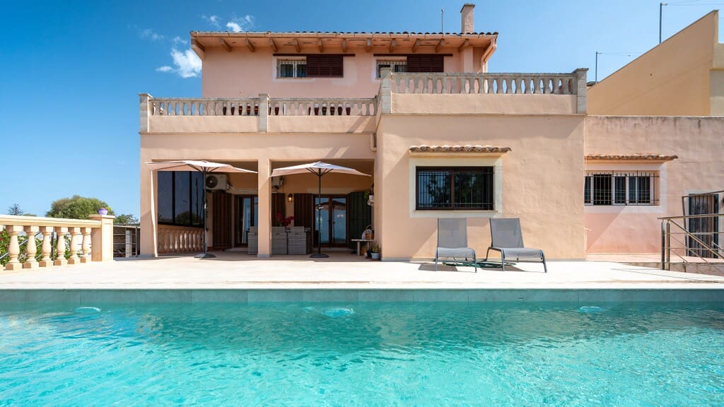 7 soverom Villa til salgs i Ses Salines med svømmebasseng - € 2 200 000 (Ref: 10048868)