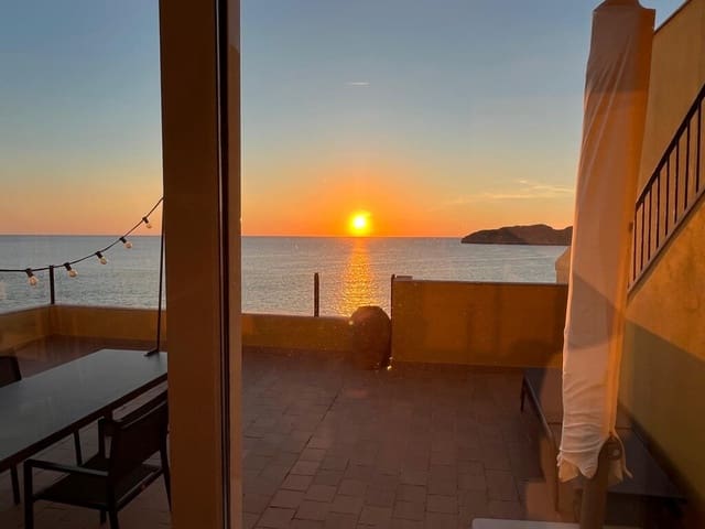 2 sovrum Takvåning att hyra i Santa Ponsa, Calvià med pool - 2 700 € (Ref: 10085654)