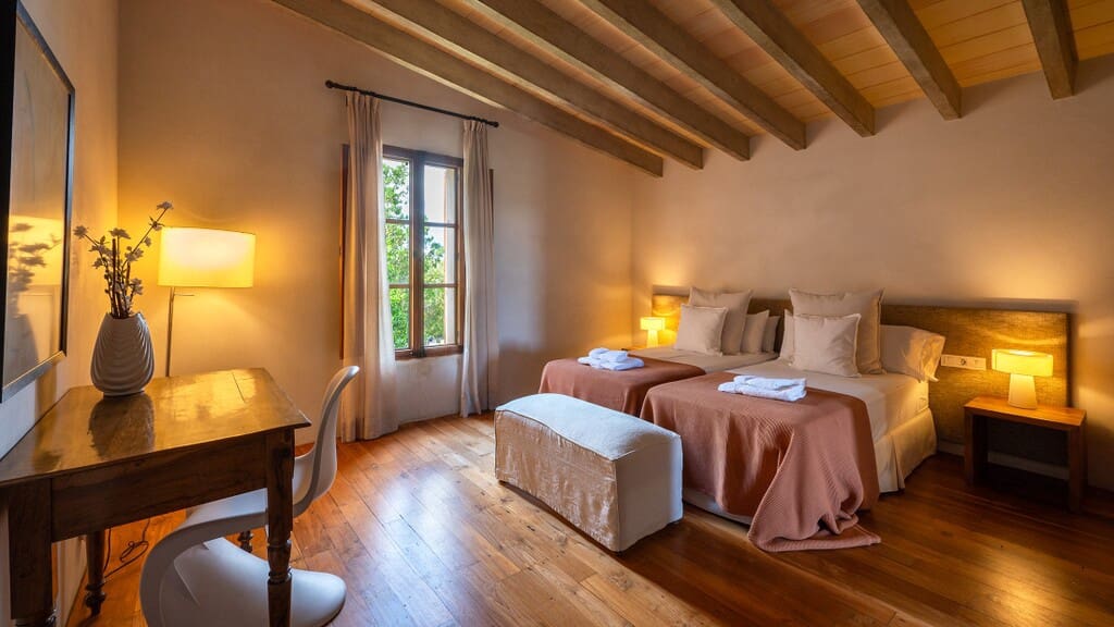 6 Zimmer Finca/Landgut zu verkaufen in Puntiro mit Pool - 3.500.000 € (Ref: 10088956)