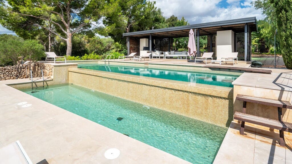 6 Zimmer Finca/Landgut zu verkaufen in Puntiro mit Pool - 3.500.000 € (Ref: 10088956)