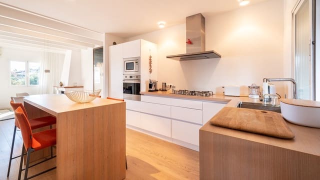 4 makuuhuone Paritalo myytävänä paikassa Genova, Palma de Mallorca mukana 
autotalli - 1 100 000 € (Ref: 10094281)