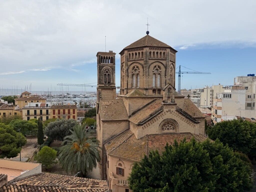 3 sovrum Lägenhet att hyra i Palma de Mallorca med garage - 4 300 € (Ref: 10099765)
