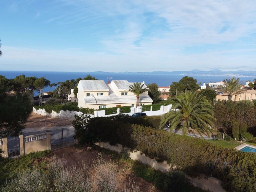 3 sovrum Semi-fristående Villa till salu i Llucmajor med pool garage - 1 250 000 € (Ref: 10101889)