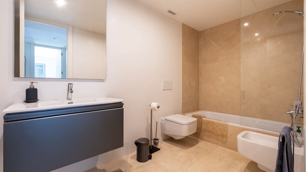 2 bedroom Apartment for sale in Palma de Mallorca with pool garage - € 1,250,000 (Ref: 10128181)