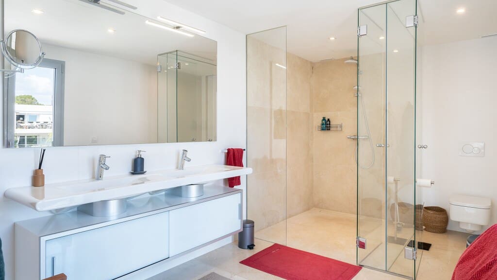 2 bedroom Apartment for sale in Palma de Mallorca with pool garage - € 1,250,000 (Ref: 10128181)