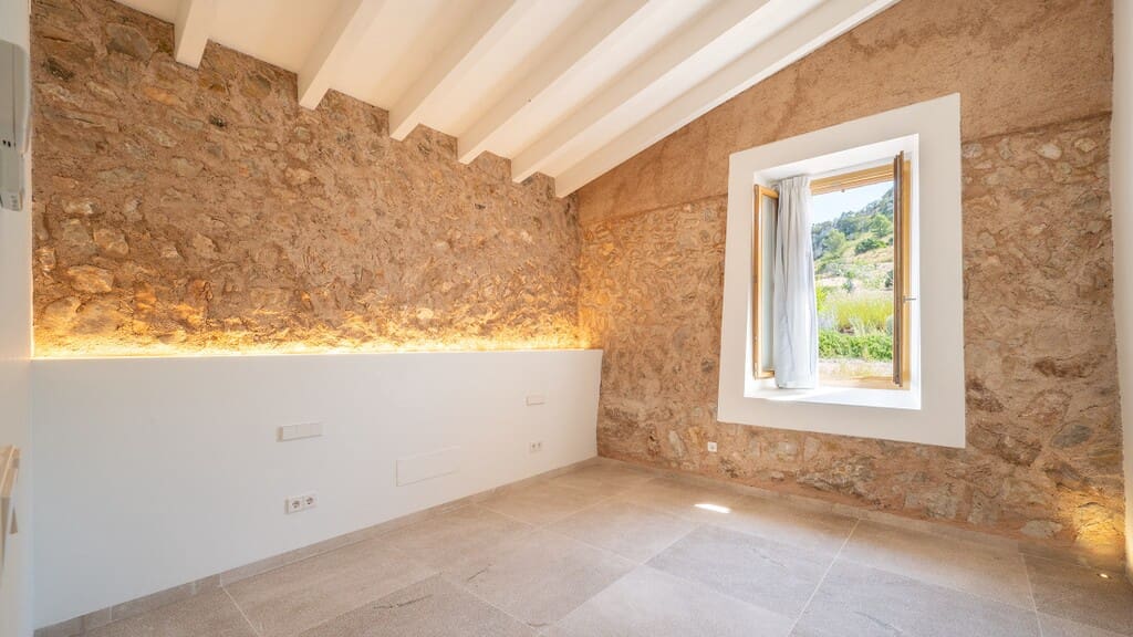 3 bedroom Finca/Country House for sale in Sant Llorenc des Cardassar - € 5,850,000 (Ref: 10128182)