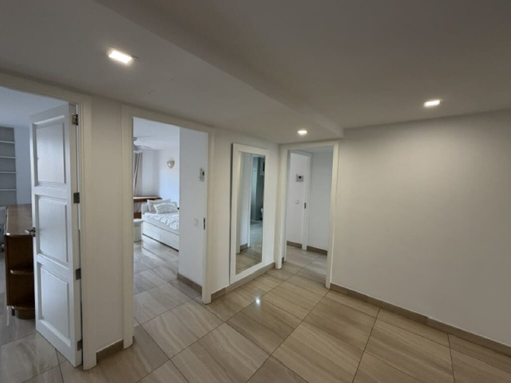 Appartement de 4 chambres à louer à Palma de Mallorca avec garage - 2 500 € (Ref: 10161108)