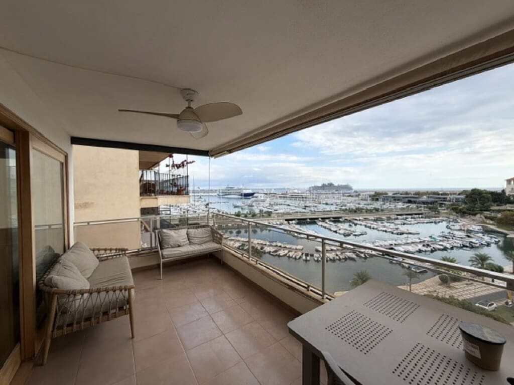 Appartement de 4 chambres à louer à Palma de Mallorca avec garage - 2 500 € (Ref: 10161108)