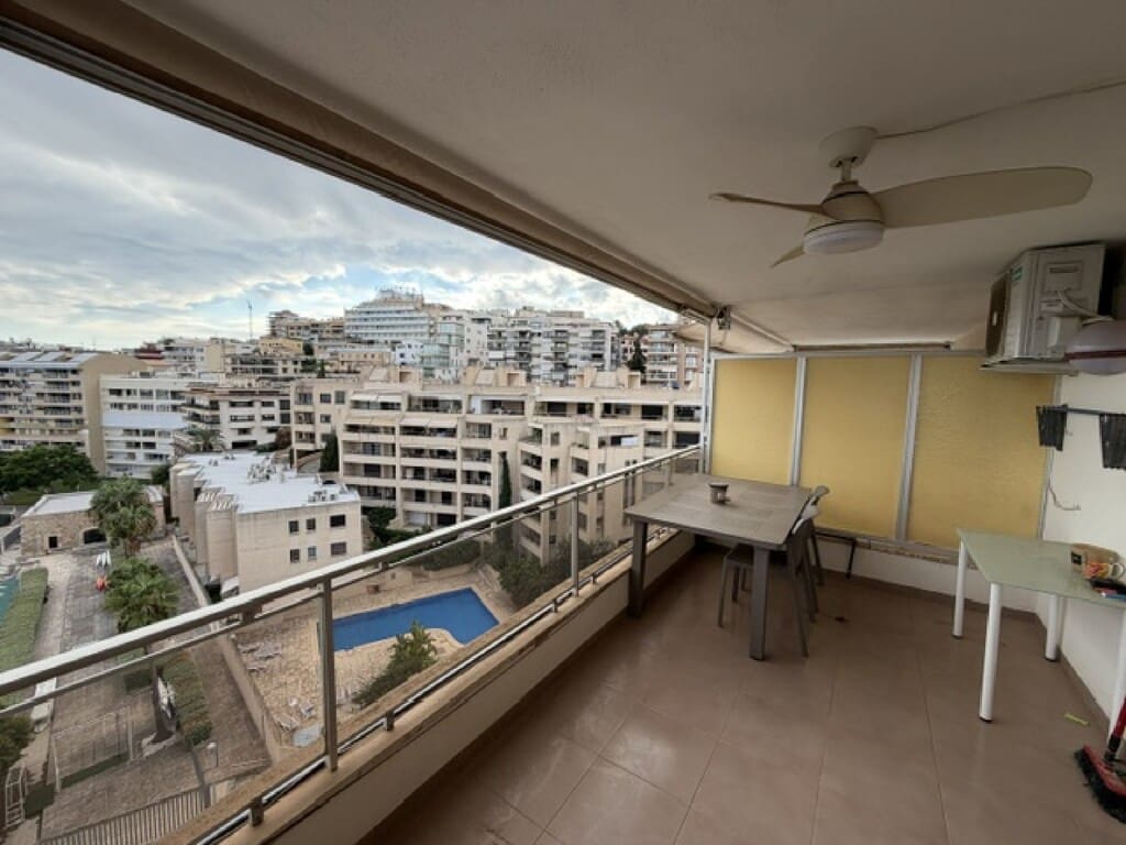 Appartement de 4 chambres à louer à Palma de Mallorca avec garage - 2 500 € (Ref: 10161108)