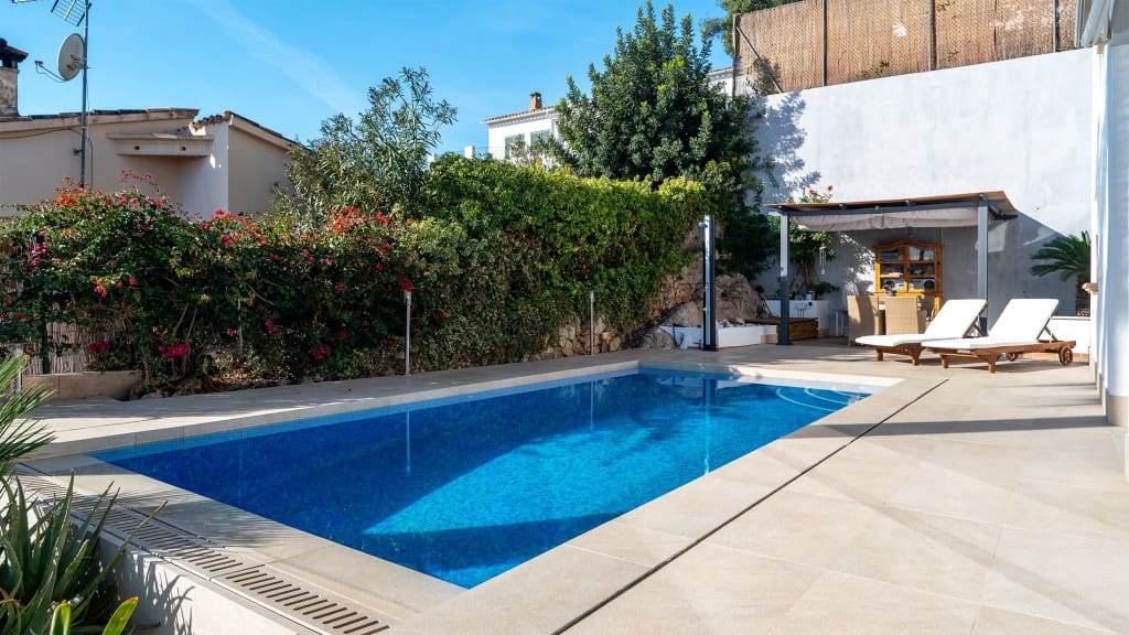4 slaapkamer Villa te koop in Genova met zwembad garage - € 3.300.000 (Ref: 10182477)