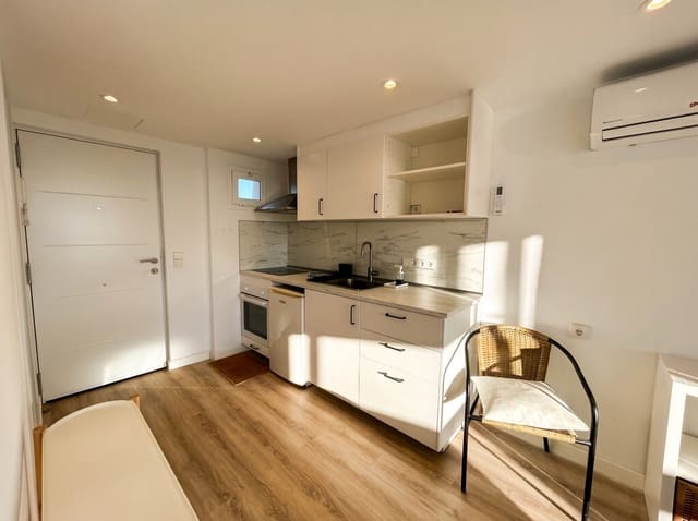 Studio de 1 chambre à louer à Cala Mayor, Palma de Mallorca - 1 500 € (Ref: 10186407)