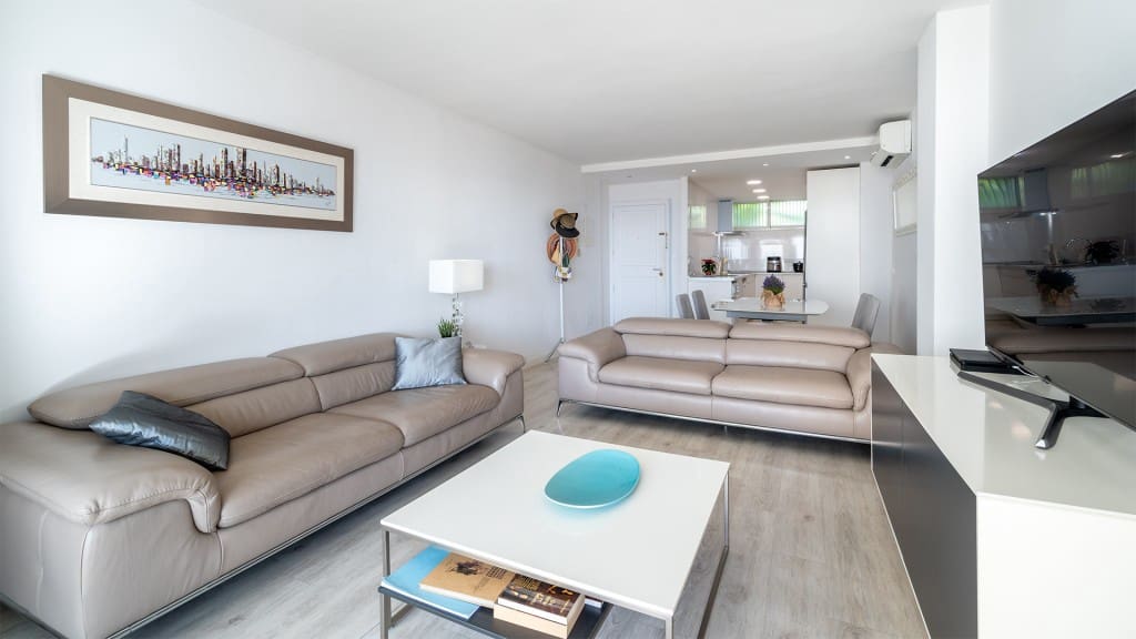 2 bedroom Apartment for sale in Puerto Portals with pool - € 1,680,000 (Ref: 7371579)