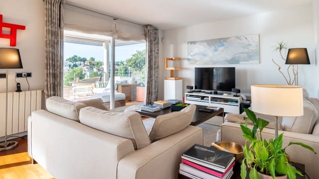 4 soveværelse Villa til salg i La Bonanova, Palma de Mallorca - € 1.890.000 (Ref: 7371581)