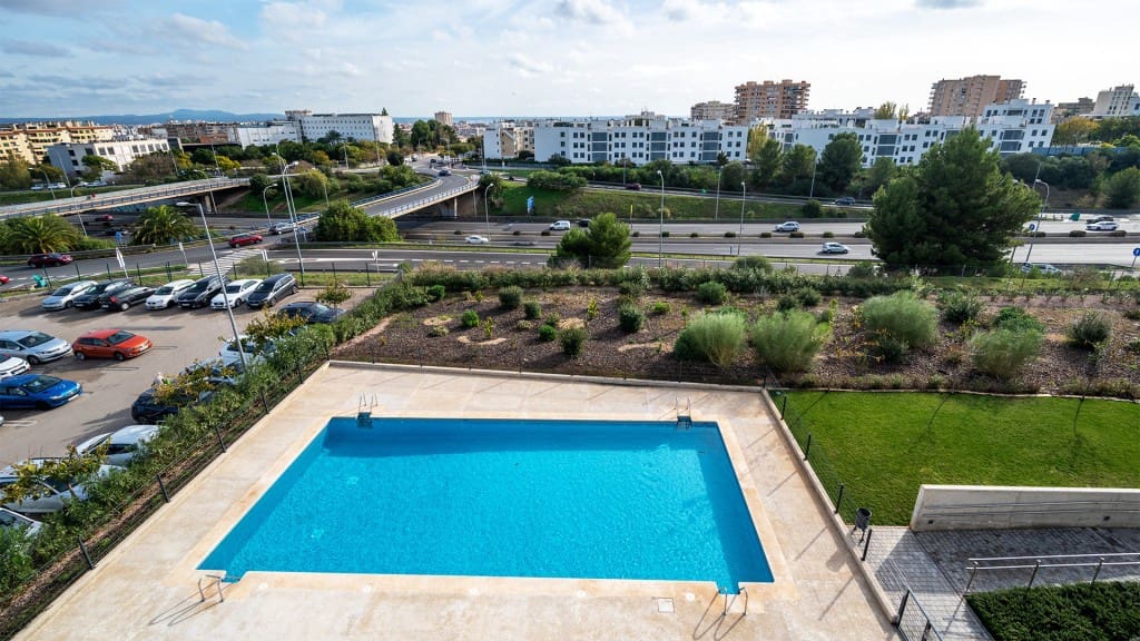 4 bedroom Penthouse for rent in Palma de Mallorca with pool garage - € 3,200 (Ref: 7371623)