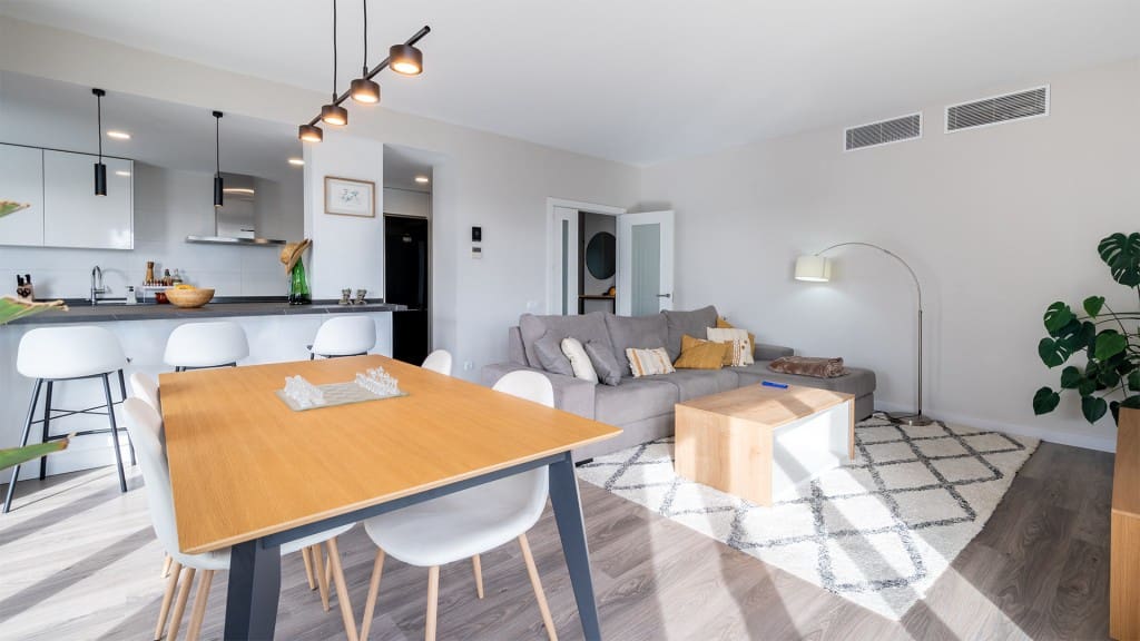 4 bedroom Penthouse for rent in Palma de Mallorca with pool garage - € 3,200 (Ref: 7371623)