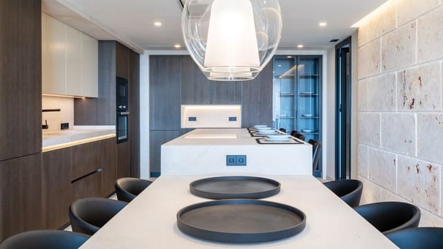 4 sypialnia Penthouse na sprzedaż w Santa Ponsa, Calvià z basenem - 2 668 500 € (Ref: 7371625)