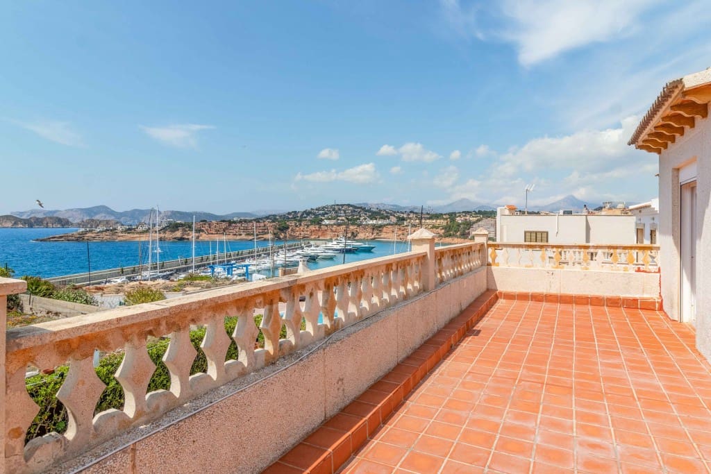 4 soveværelse Villa til salg i El Toro / Port Adriano med swimmingpool - € 2.300.000 (Ref: 7371648)