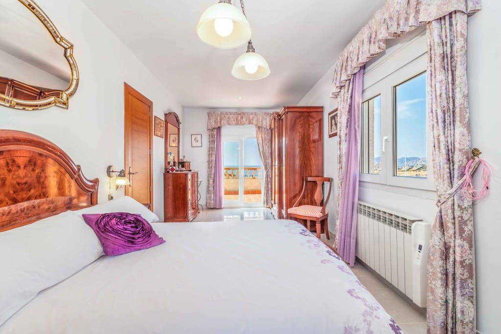 4 soveværelse Villa til salg i El Toro / Port Adriano med swimmingpool - € 2.300.000 (Ref: 7371648)