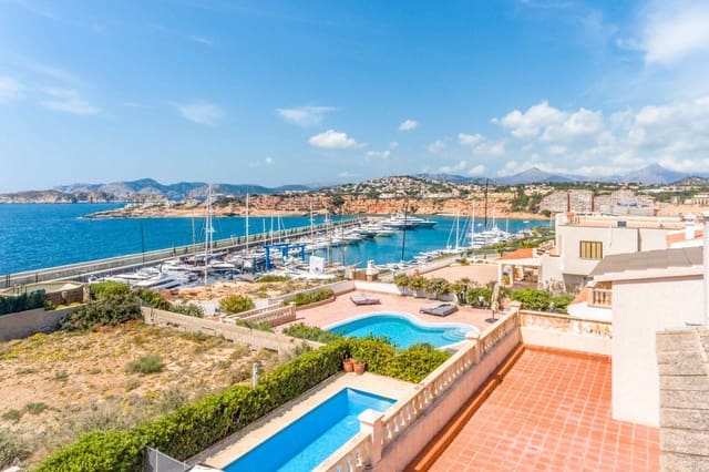 4 soveværelse Villa til salg i El Toro / Port Adriano, Calvià med swimmingpool - € 2.300.000 (Ref: 7371648)