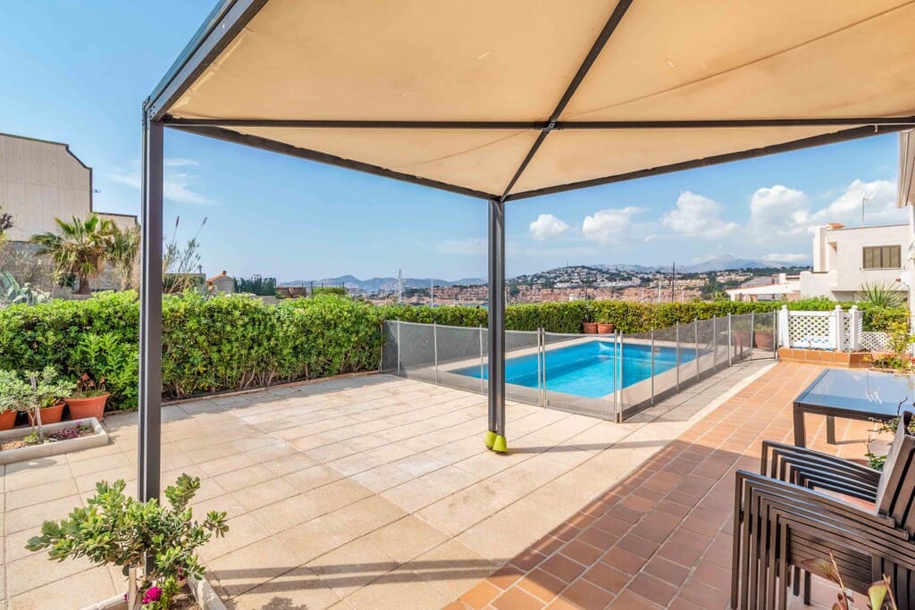 4 bedroom Villa for sale in El Toro / Port Adriano with pool - € 2,450,000 (Ref: 7371648)