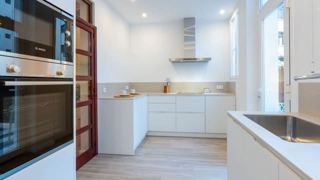 2 bedroom Apartment for rent in Palma de Mallorca - € 1,936 (Ref: 7371686)