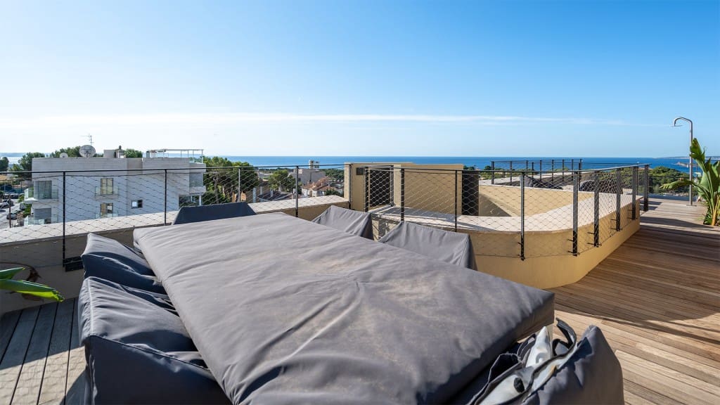 2 soveværelse Penthouse til salg i Palma de Mallorca med swimmingpool - € 1.825.000 (Ref: 7371691)