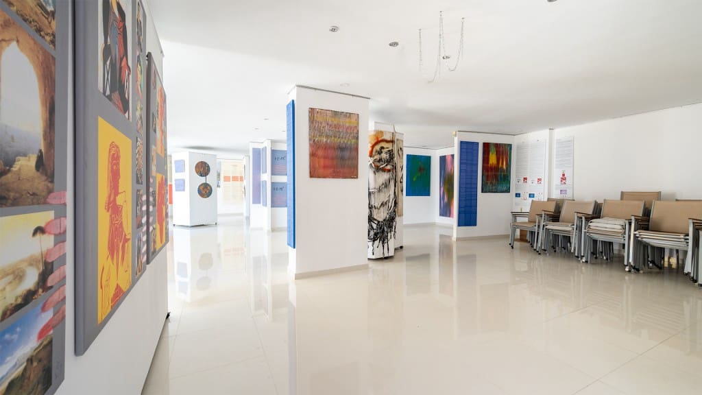 Commercial for sale in Puerto de Andratx - € 2,640,000 (Ref: 7371698)