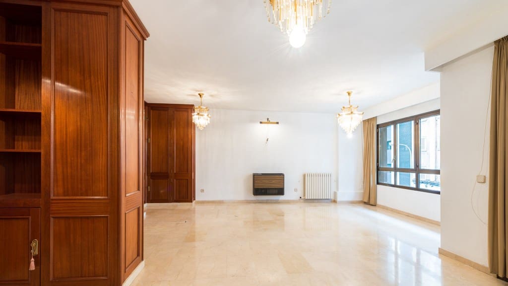 3 bedroom Apartment for sale in Palma de Mallorca - € 995,000 (Ref: 7371726)