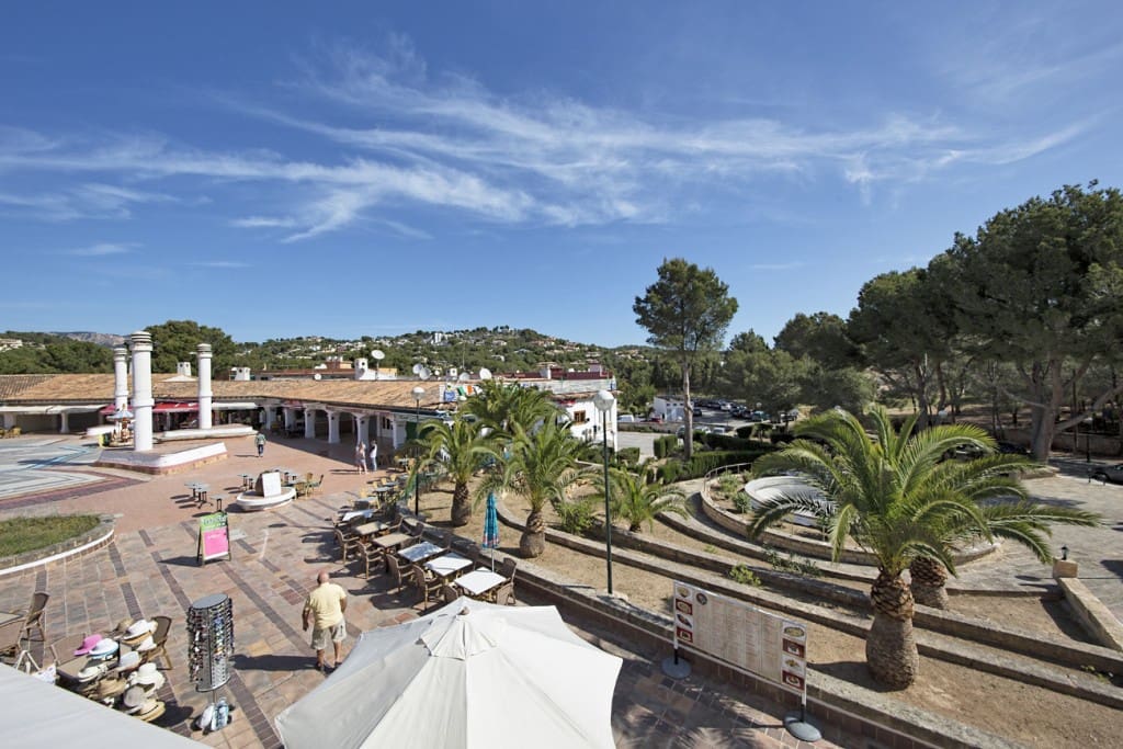 Commercial for sale in Santa Ponsa - € 120,000 (Ref: 7371738)