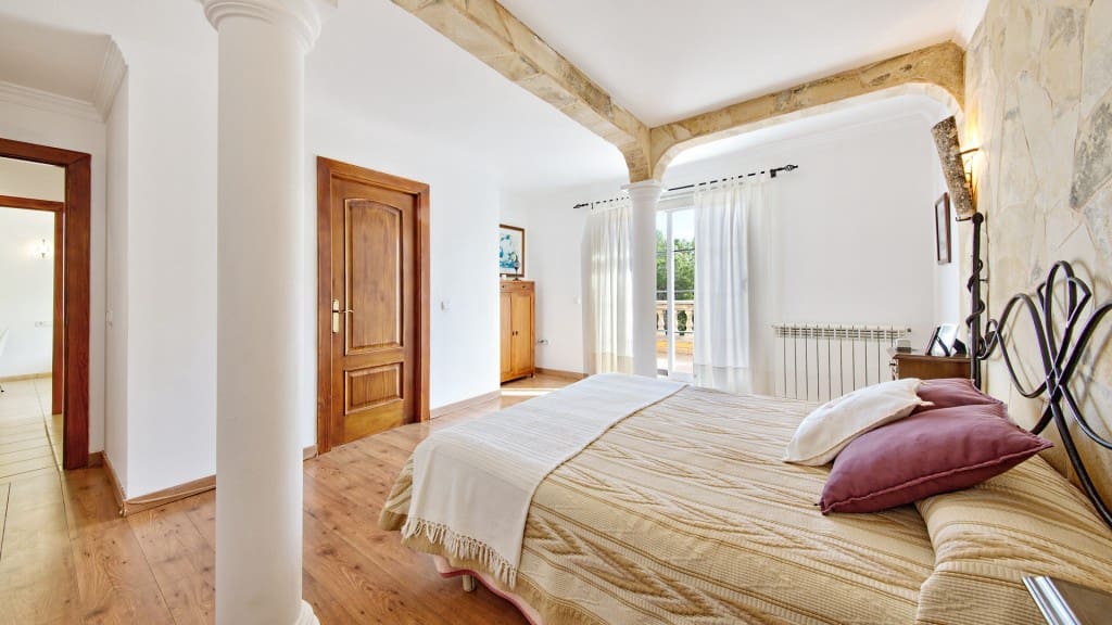 5 sovrum Villa till salu i Santa Ponsa med pool - 2 520 000 € (Ref: 7371765)