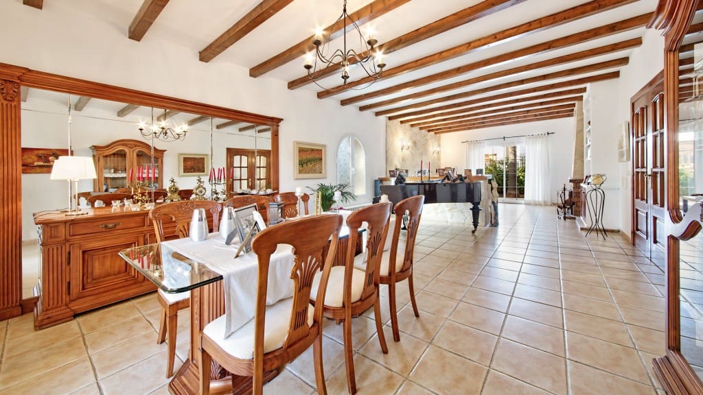 5 sovrum Villa till salu i Santa Ponsa med pool - 2 520 000 € (Ref: 7371765)