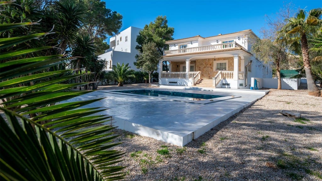 5 sovrum Villa till salu i Santa Ponsa med pool - 2 520 000 € (Ref: 7371765)