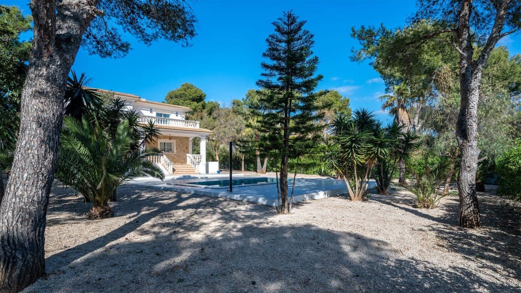 5 sovrum Villa till salu i Santa Ponsa med pool - 2 520 000 € (Ref: 7371765)