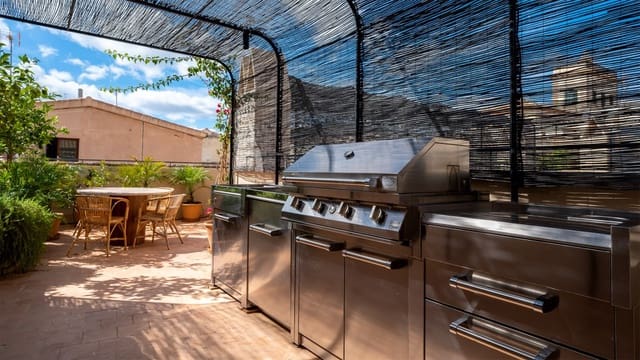 2 bedroom Penthouse for rent in Sant Jaume, Palma de Mallorca - € 15,500 (Ref: 7371836)