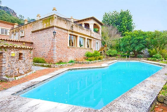 5 soveværelse Finca/Landehus til salg i Escorca med swimmingpool - € 6.000.000 (Ref: 7371873)