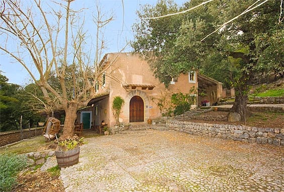 5 soveværelse Finca/Landehus til salg i Escorca med swimmingpool - € 6.000.000 (Ref: 7371873)