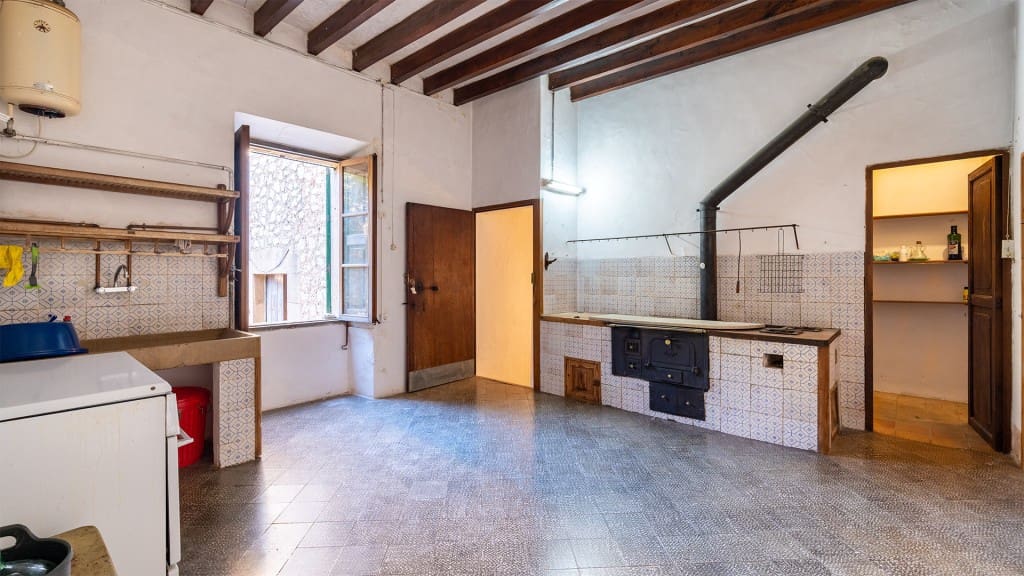 10 soverom Finca/Herregård til salgs i Binissalem med svømmebasseng - € 4 500 000 (Ref: 7371911)