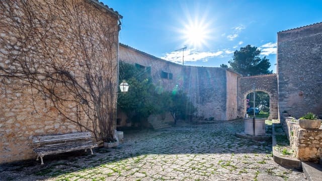 10 soverom Finca/Herregård til salgs i Binissalem med svømmebasseng - € 4 500 000 (Ref: 7371911)