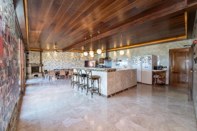 5 slaapkamer Villa te koop in Establiments, Palma de Mallorca - € 4.700.000 (Ref: 7371940)