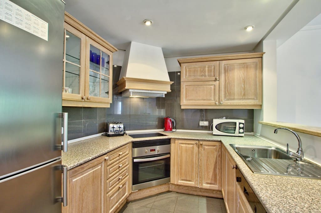 2 slaapkamer Appartement te koop in Bendinat met zwembad - € 945.000 (Ref: 7418895)