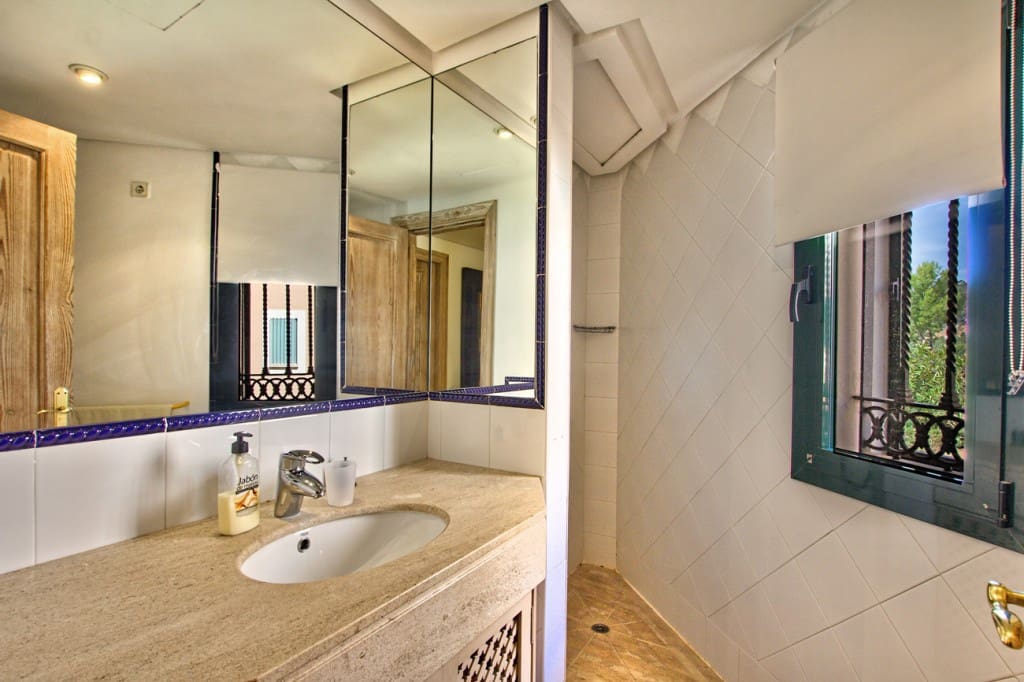 2 slaapkamer Appartement te koop in Bendinat met zwembad - € 945.000 (Ref: 7418895)