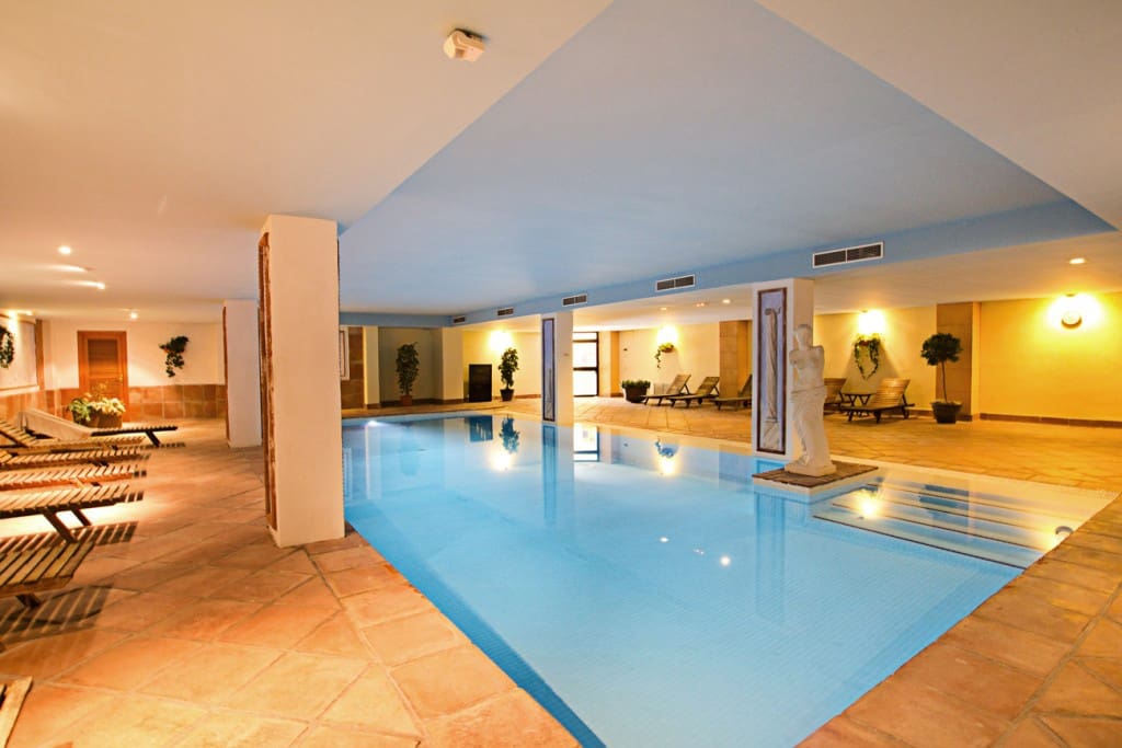 2 slaapkamer Appartement te koop in Bendinat met zwembad - € 945.000 (Ref: 7418895)