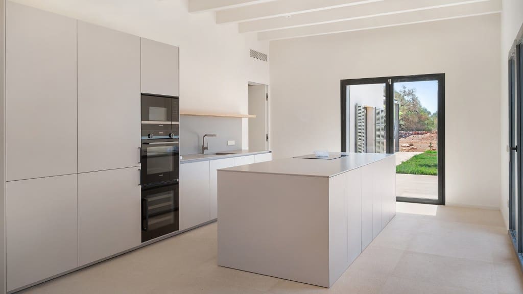 3 sovrum Finca/Hus på landet till salu i Llucmajor med pool - 3 950 000 € (Ref: 8523237)