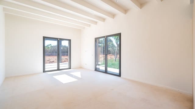 3 slaapkamer Finca/Landhuis te koop in Llucmajor met zwembad - € 3.950.000 (Ref: 8523237)