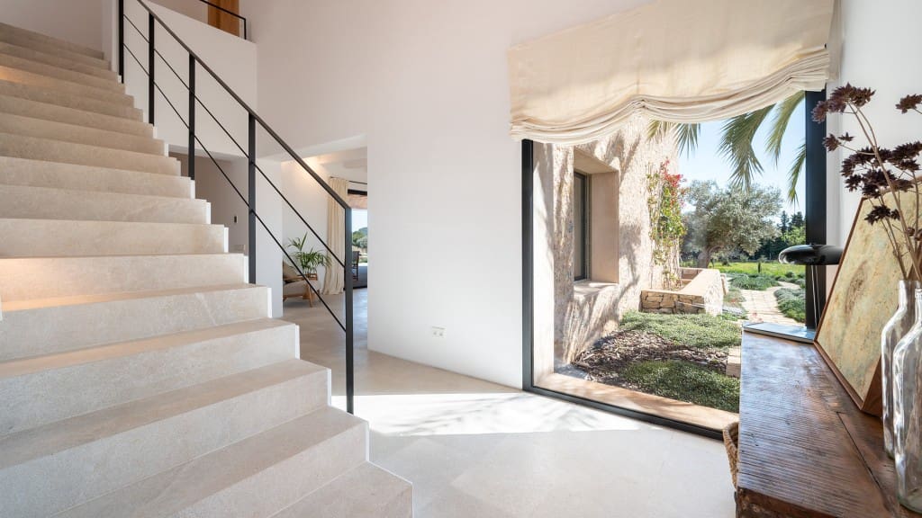 4 soveværelse Villa til salg i Selva med swimmingpool - € 4.950.000 (Ref: 8523242)