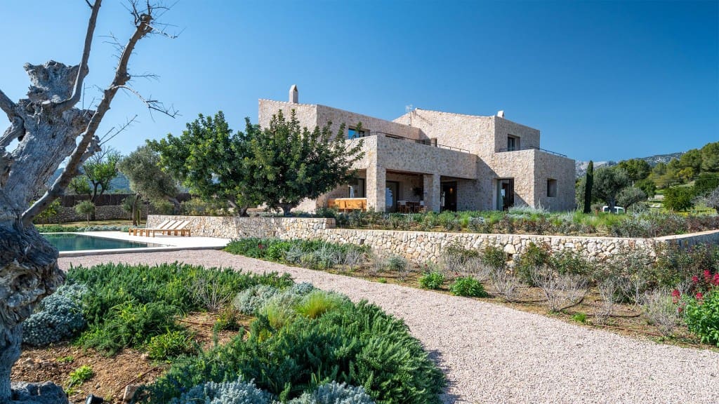 4 soveværelse Villa til salg i Selva med swimmingpool - € 4.950.000 (Ref: 8523242)